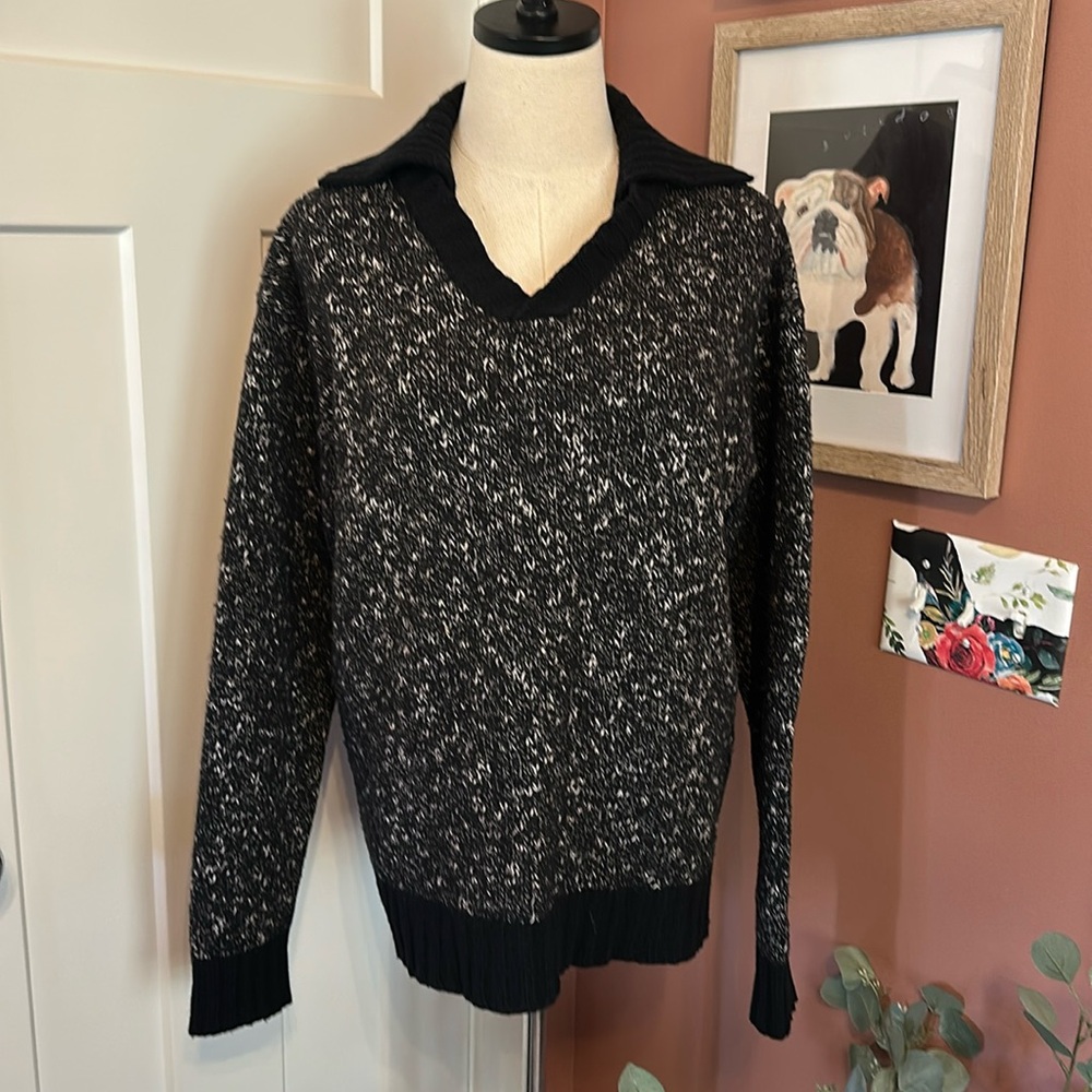 Vintage Michiko Koshino London Japanese M black & white collar sweater